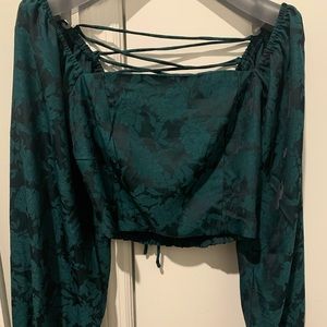 Floral puff sleeve crop